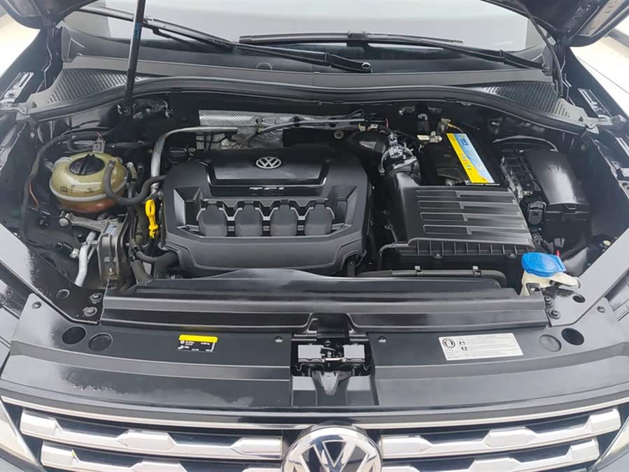 Volkswagen Tiguan L 2019 — фото 10