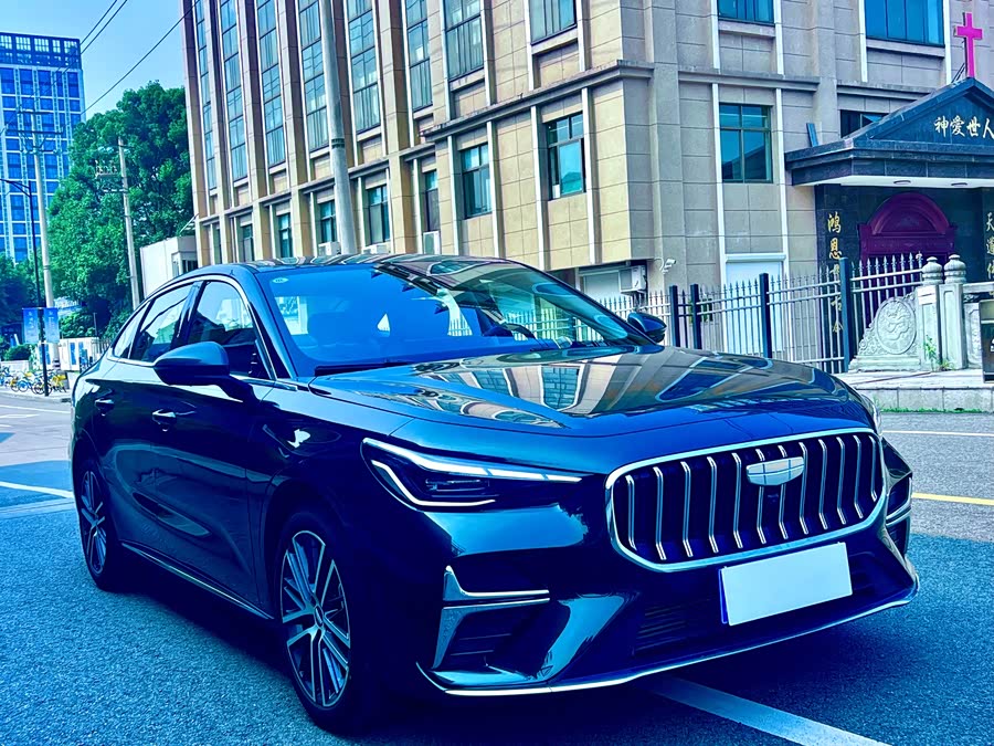 Geely Emgrand 2026