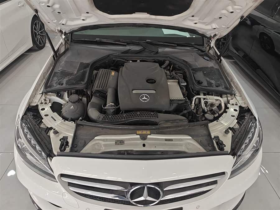 Mercedes-Benz C-Class 2017 — фото 20