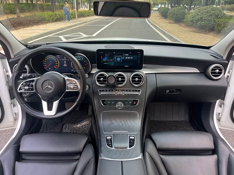 Mercedes-Benz C-Class 2019 — фото 9