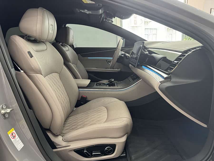 BYD Han 2025