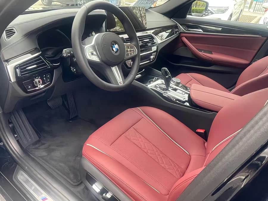 BMW 5 Series 2022