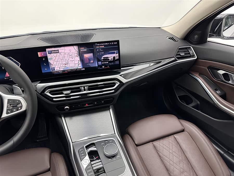 BMW 3 Series 2023 — фото 15