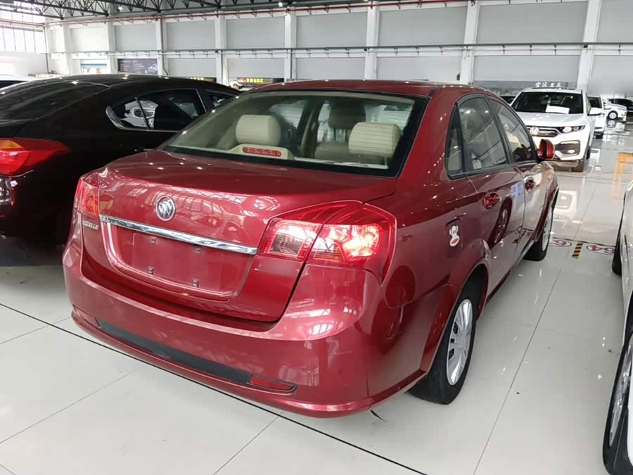 Buick Excelle 2013
