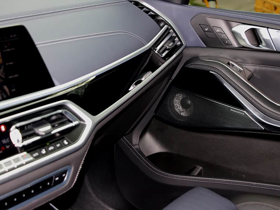 BMW X7 2020 — фото 13