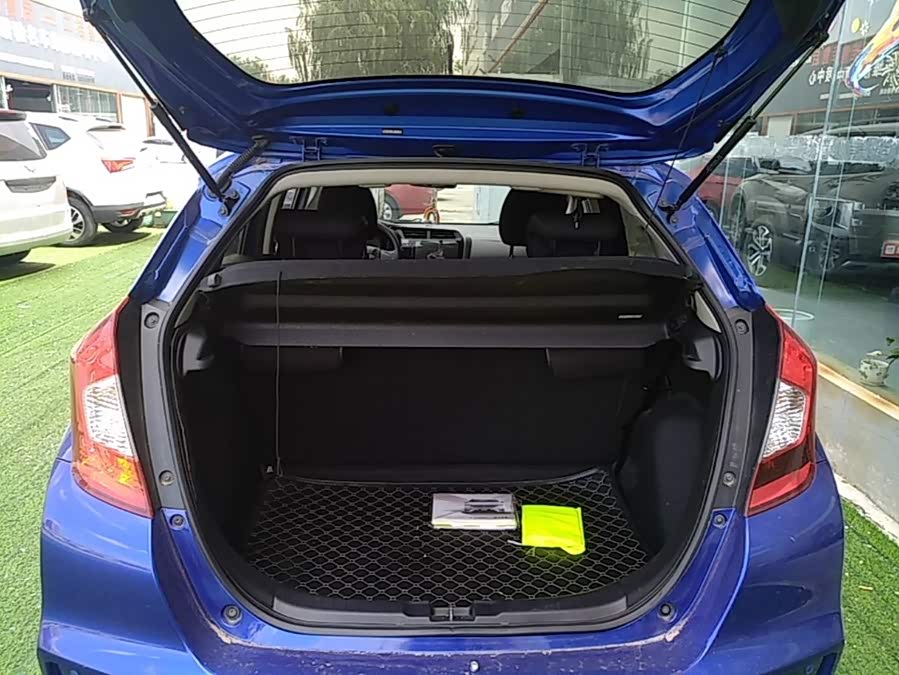 Honda Fit 2018 — фото 19
