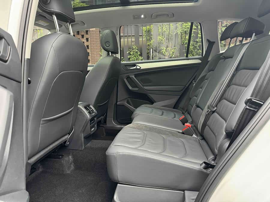 Volkswagen Tiguan L 2020