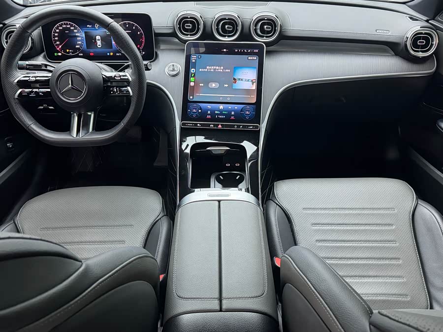 Mercedes-Benz C-Class 2023 — фото 10