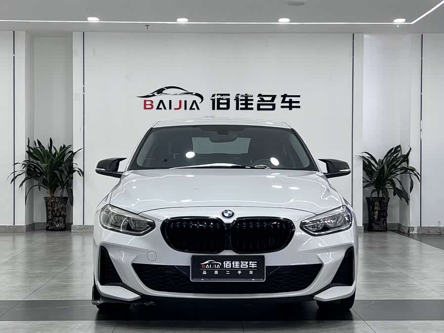 BMW 1 Series 2021
