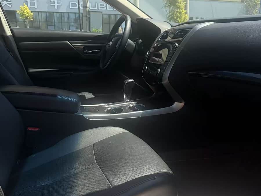 Nissan Teana 2013