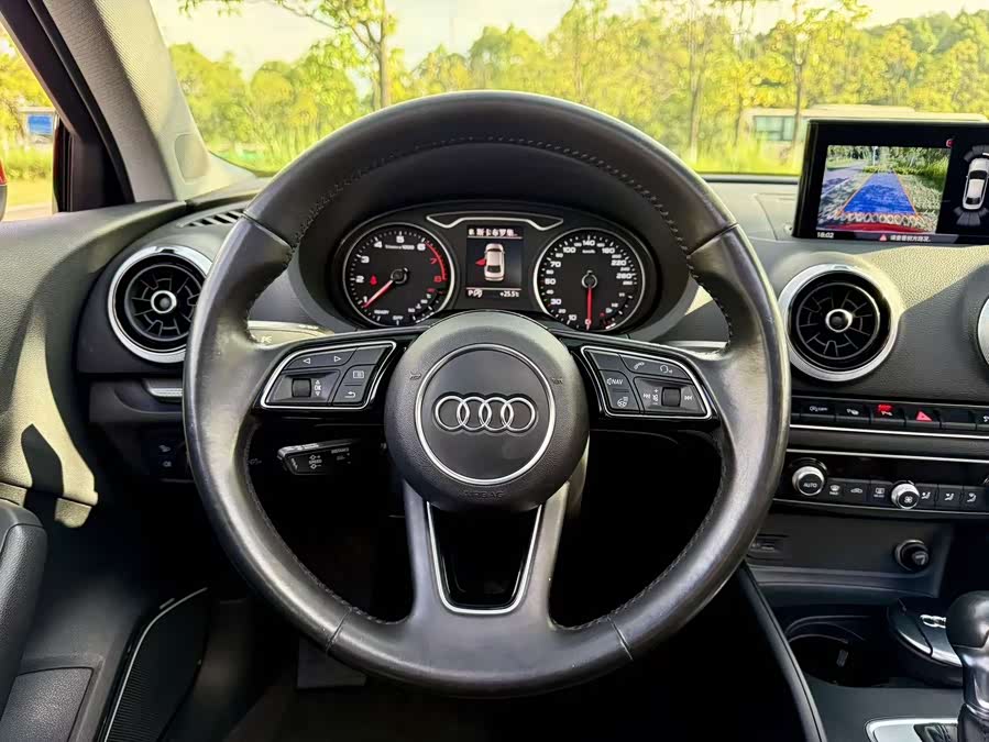 Audi A3 2017 — фото 12