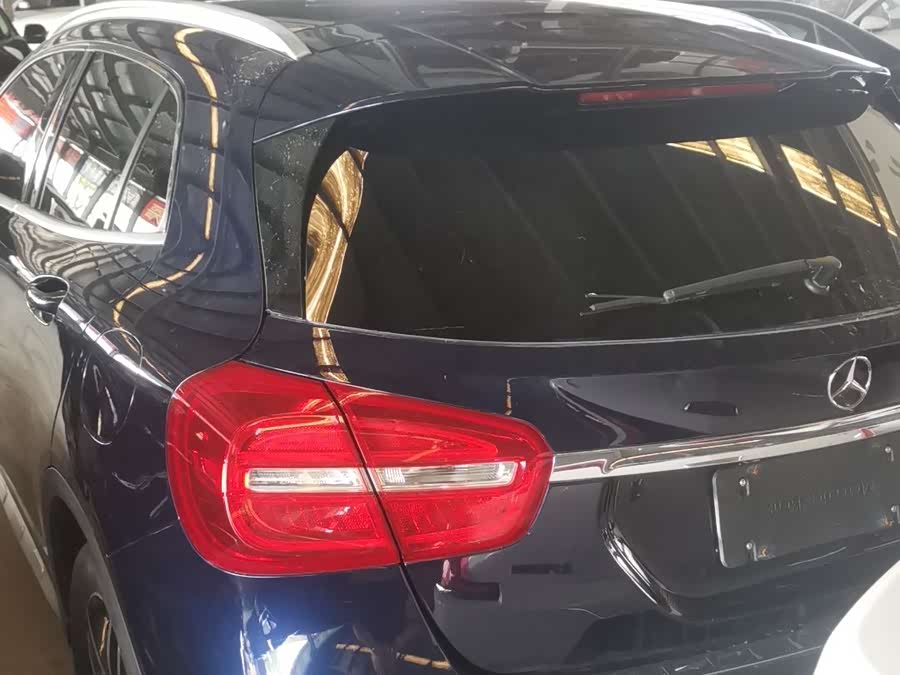 Mercedes-Benz GLA 2016