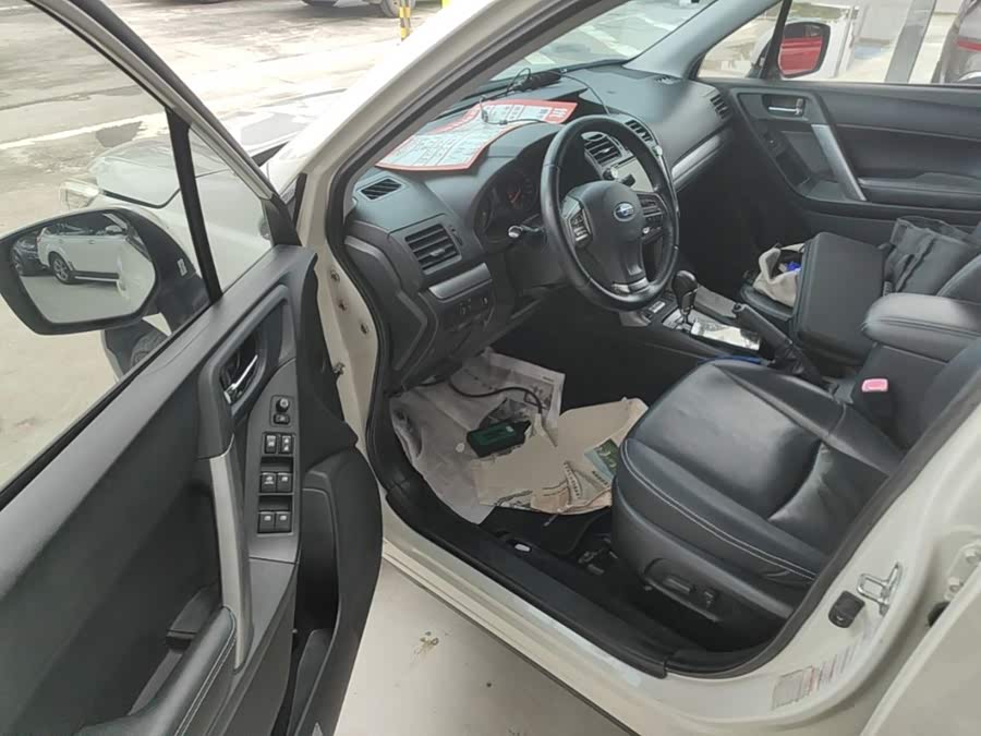 Subaru Forester 2014 — фото 16