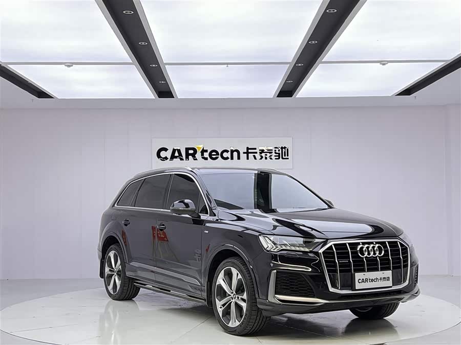 Audi Q7 2021
