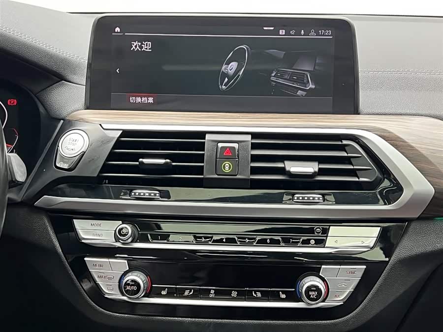 BMW X3 2020 — фото 21