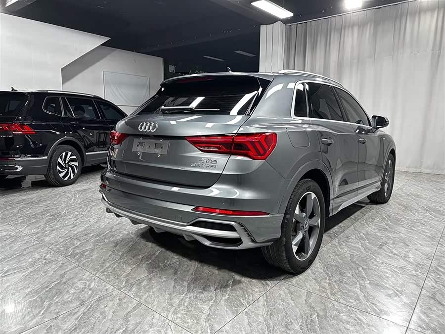 Audi Q3 2022