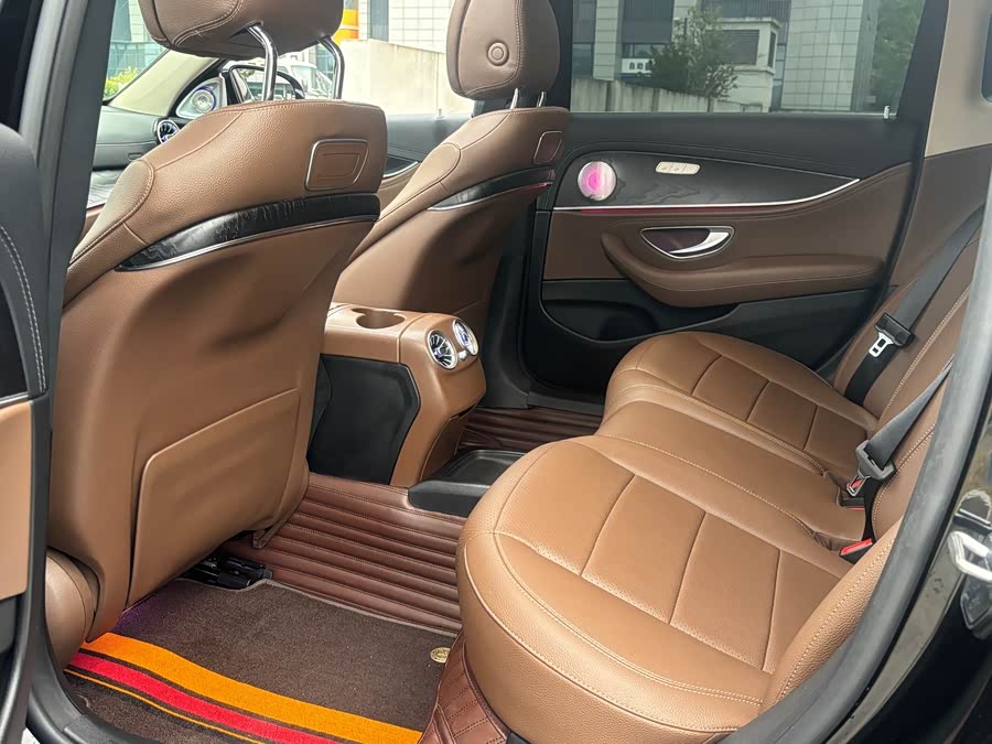 Mercedes-Benz E-Class 2019