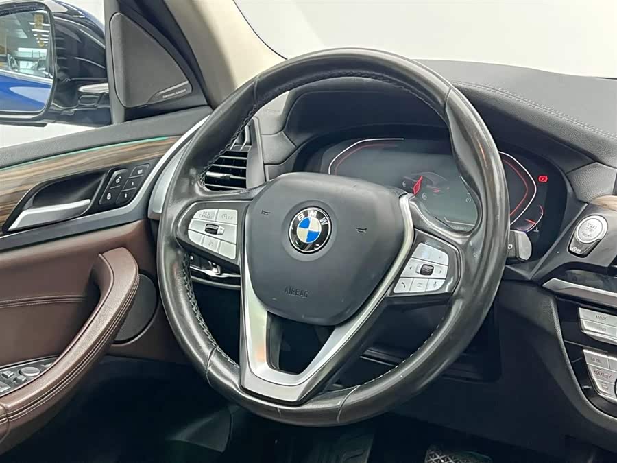 BMW X3 2020 — фото 24