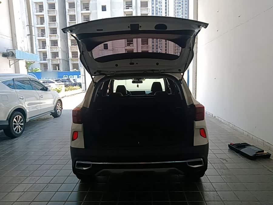 Kia KX3 Proud Running 2020 — фото 19
