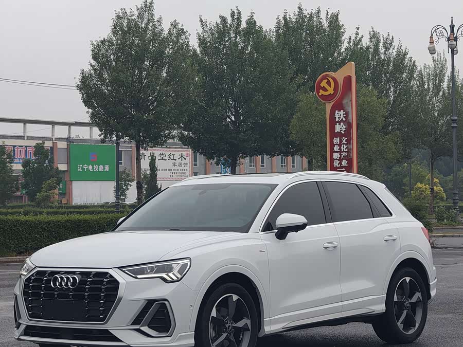 Audi Q3 2022