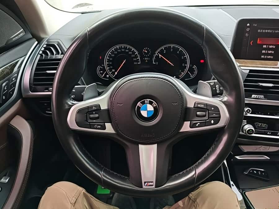 BMW X3 2018 — фото 11