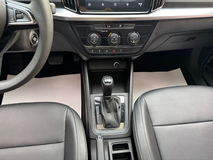 Skoda Kamiq 2023 — фото 18
