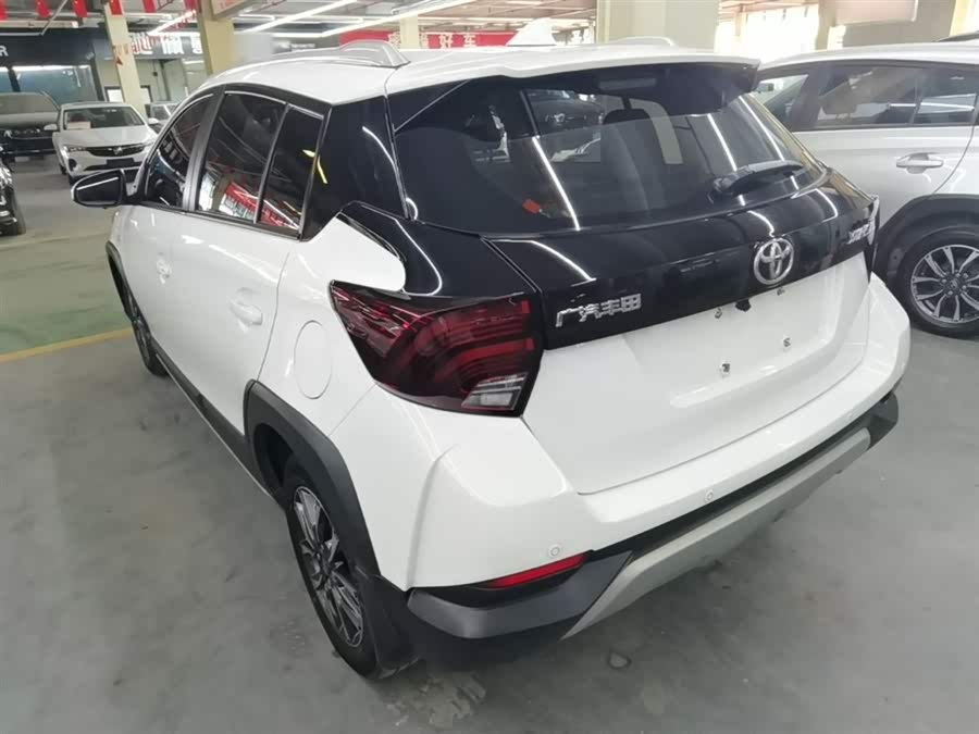 Toyota Yaris L 2020