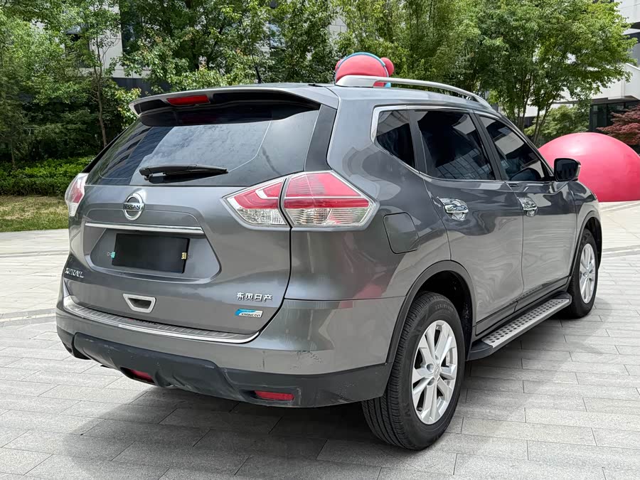 Nissan X-Trail 2015