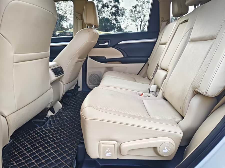 Toyota Highlander 2018