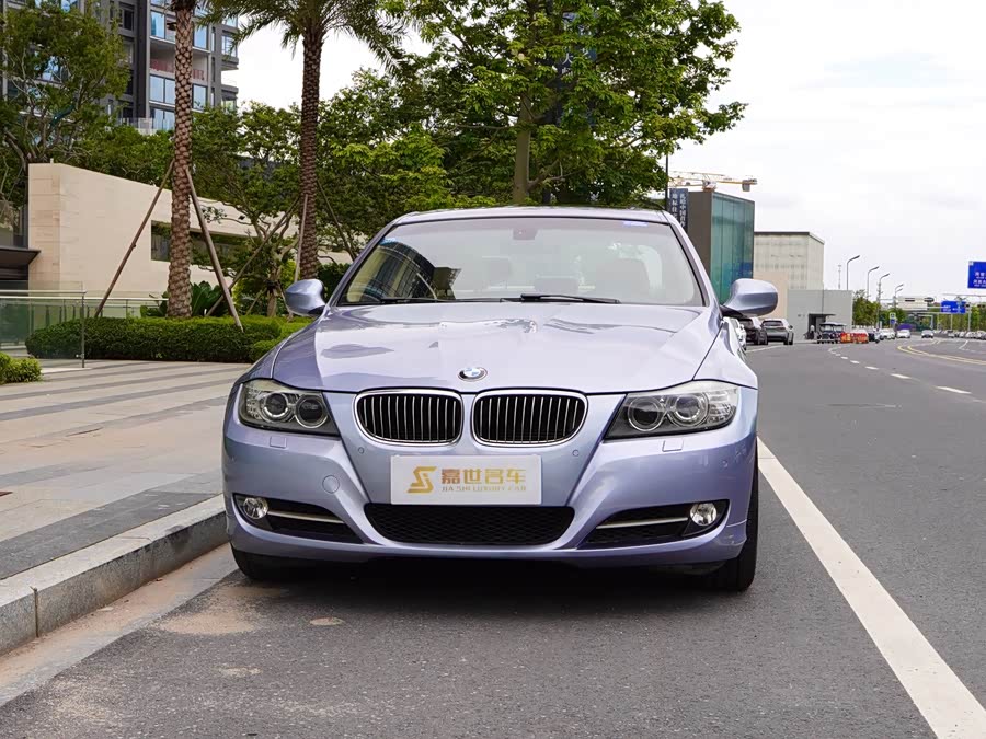 BMW 3 Series 2010