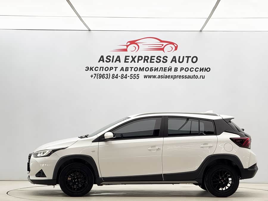 Toyota Yaris L 2022