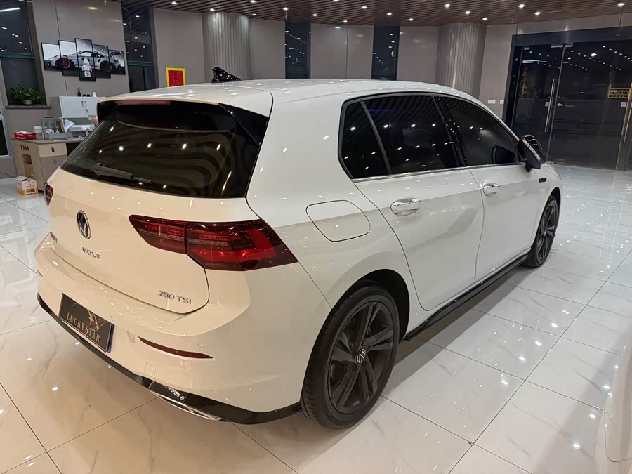 Volkswagen Golf 2023