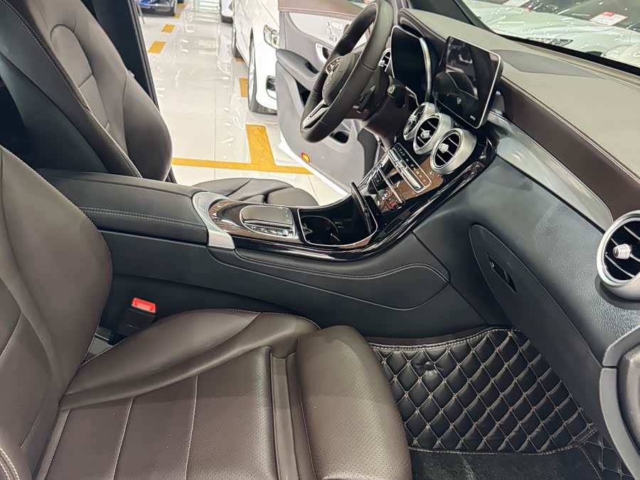 Mercedes-Benz GLC 2020