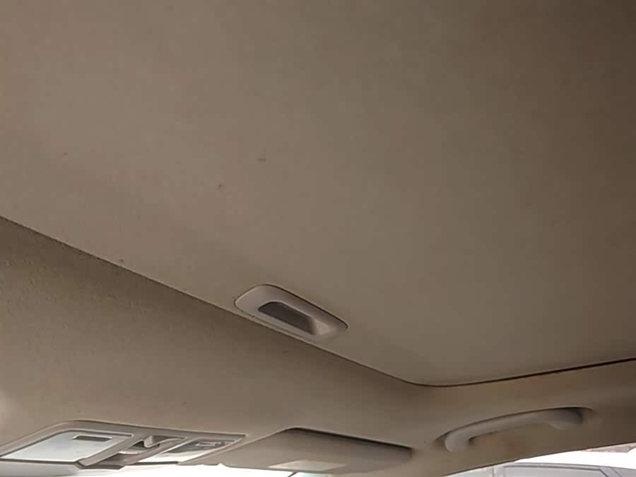Hyundai Elantra Langdong 2015 — фото 18