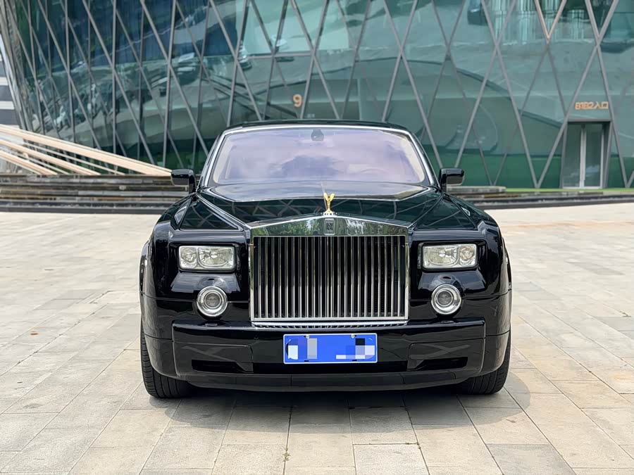 Rolls-Royce Phantom 2004