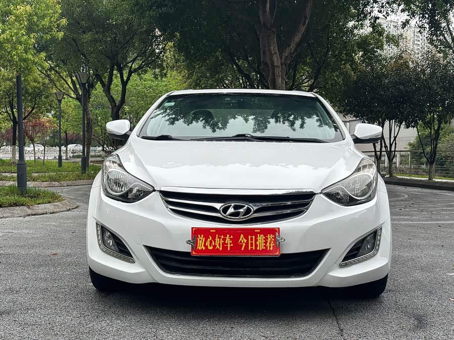 Hyundai Elantra 2013