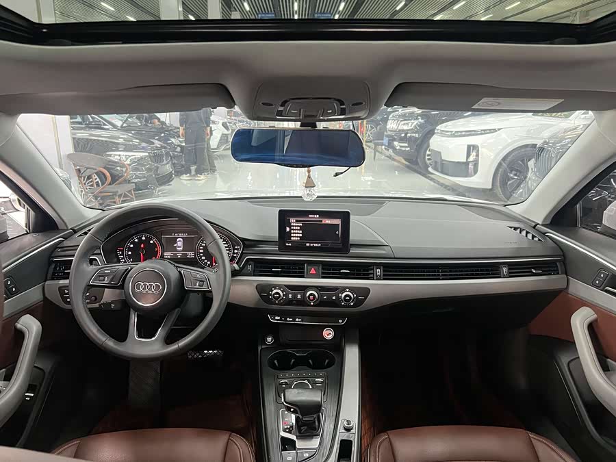 Audi A4L 2017