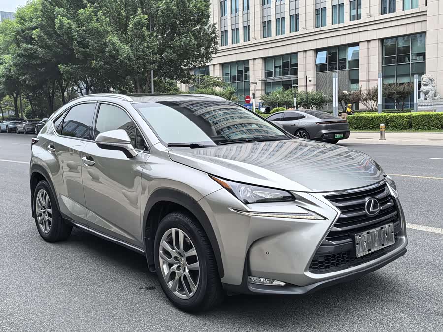Lexus NX 2015