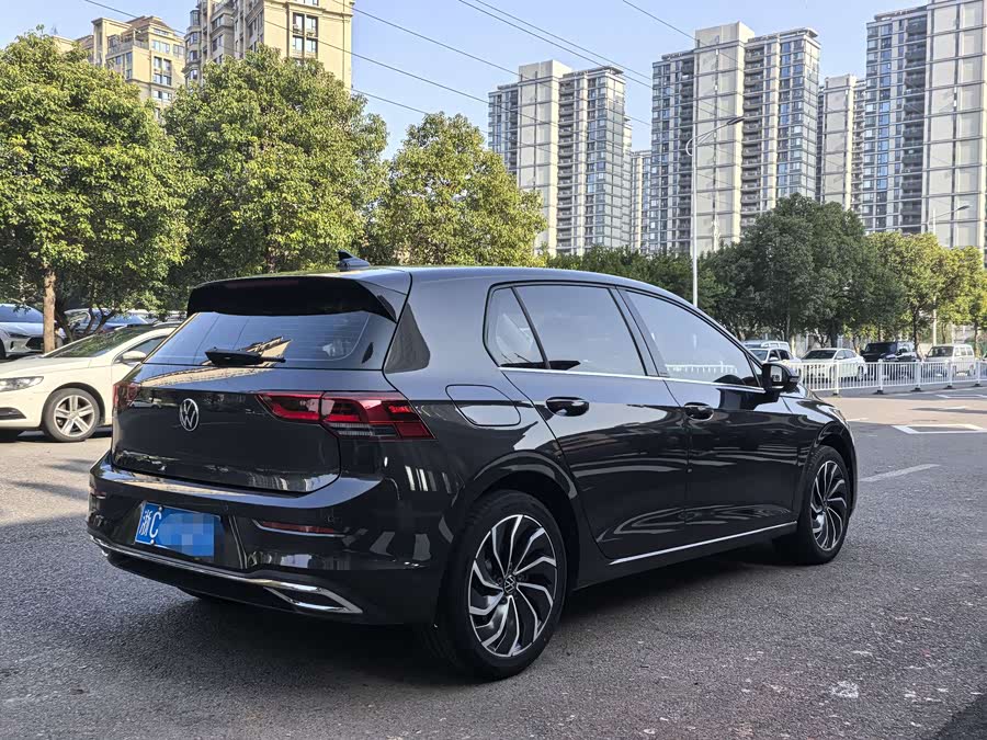 Volkswagen Golf 2023