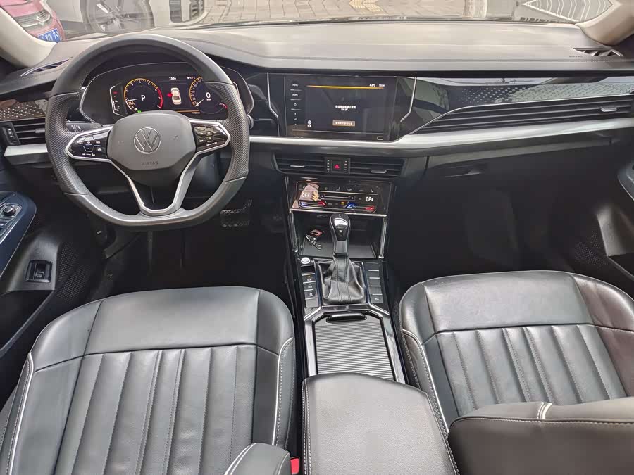 Volkswagen Passat 2023