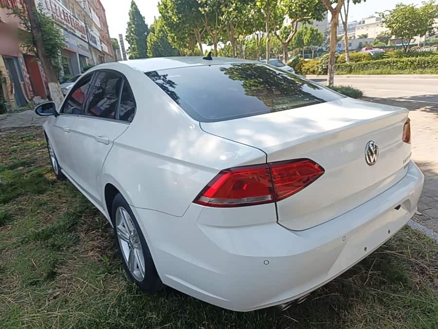 Volkswagen Lamando 2015