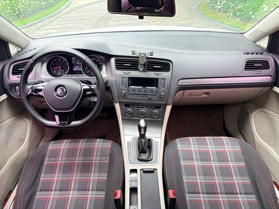 Volkswagen Golf 2015