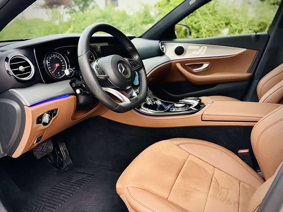 Mercedes-Benz E-Class 2017 — фото 13