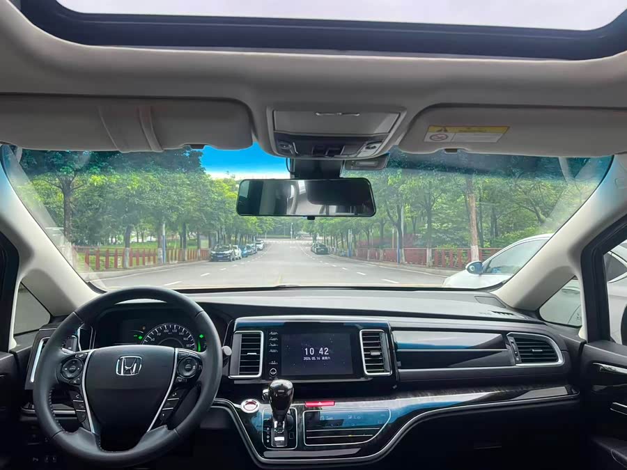 Honda Elysion 2019 — фото 10