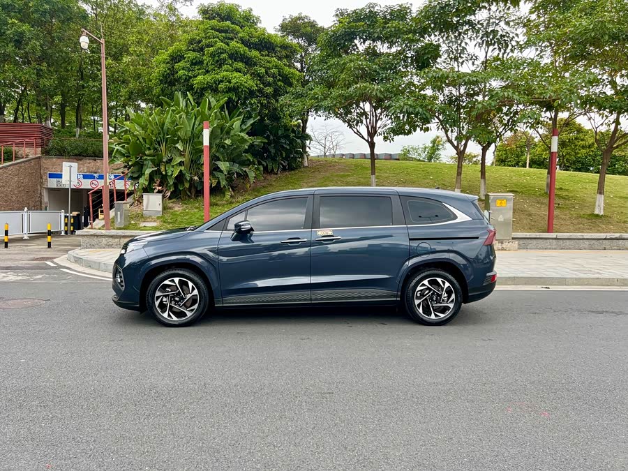 Hyundai Custin 2021