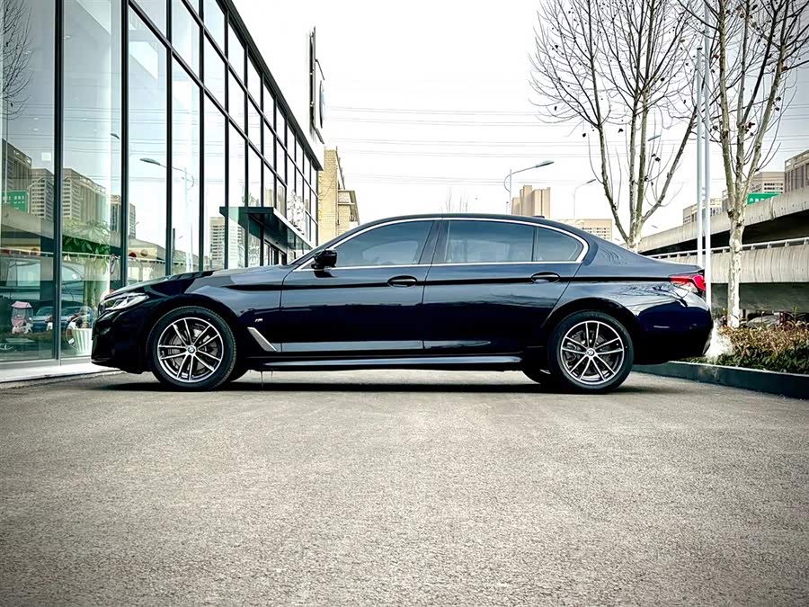 BMW 5 Series 2022