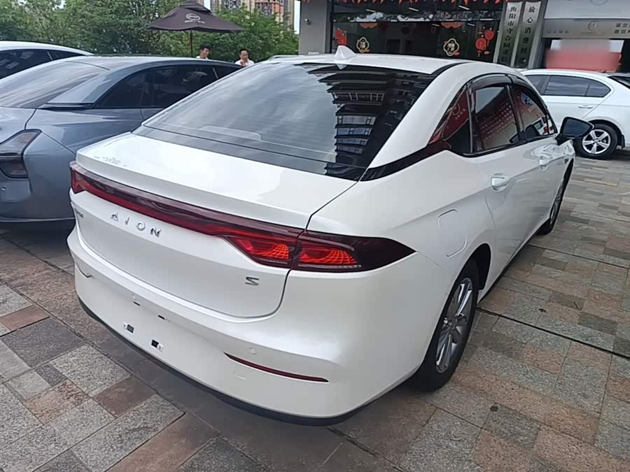 Aion S 2022