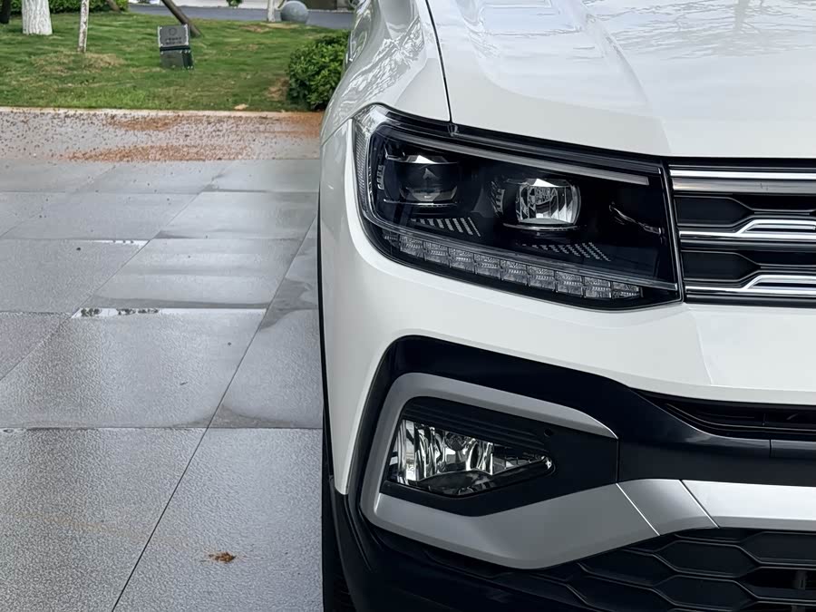 Volkswagen T-Cross 2021