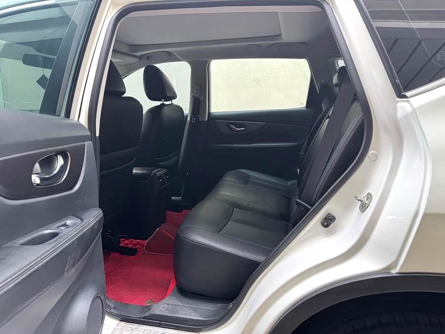 Nissan X-Trail 2014