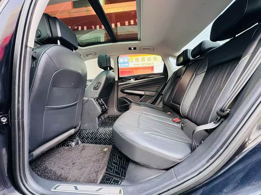 Volkswagen Passat 2022